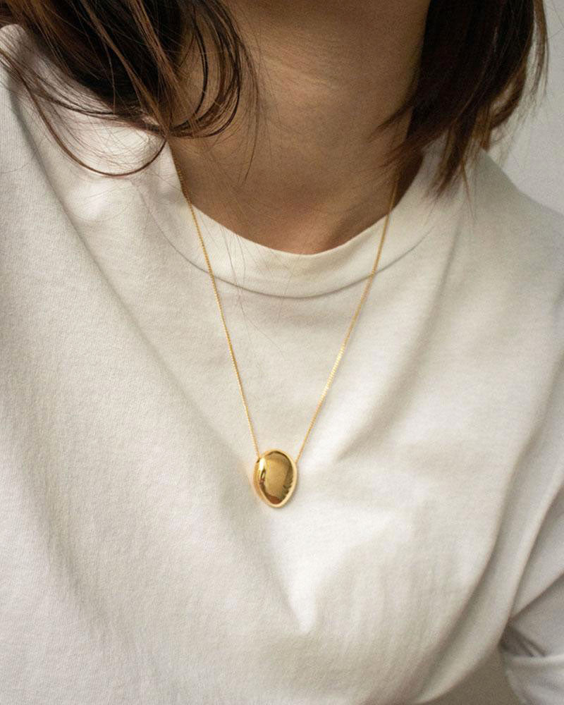 Pebble necklace on sale