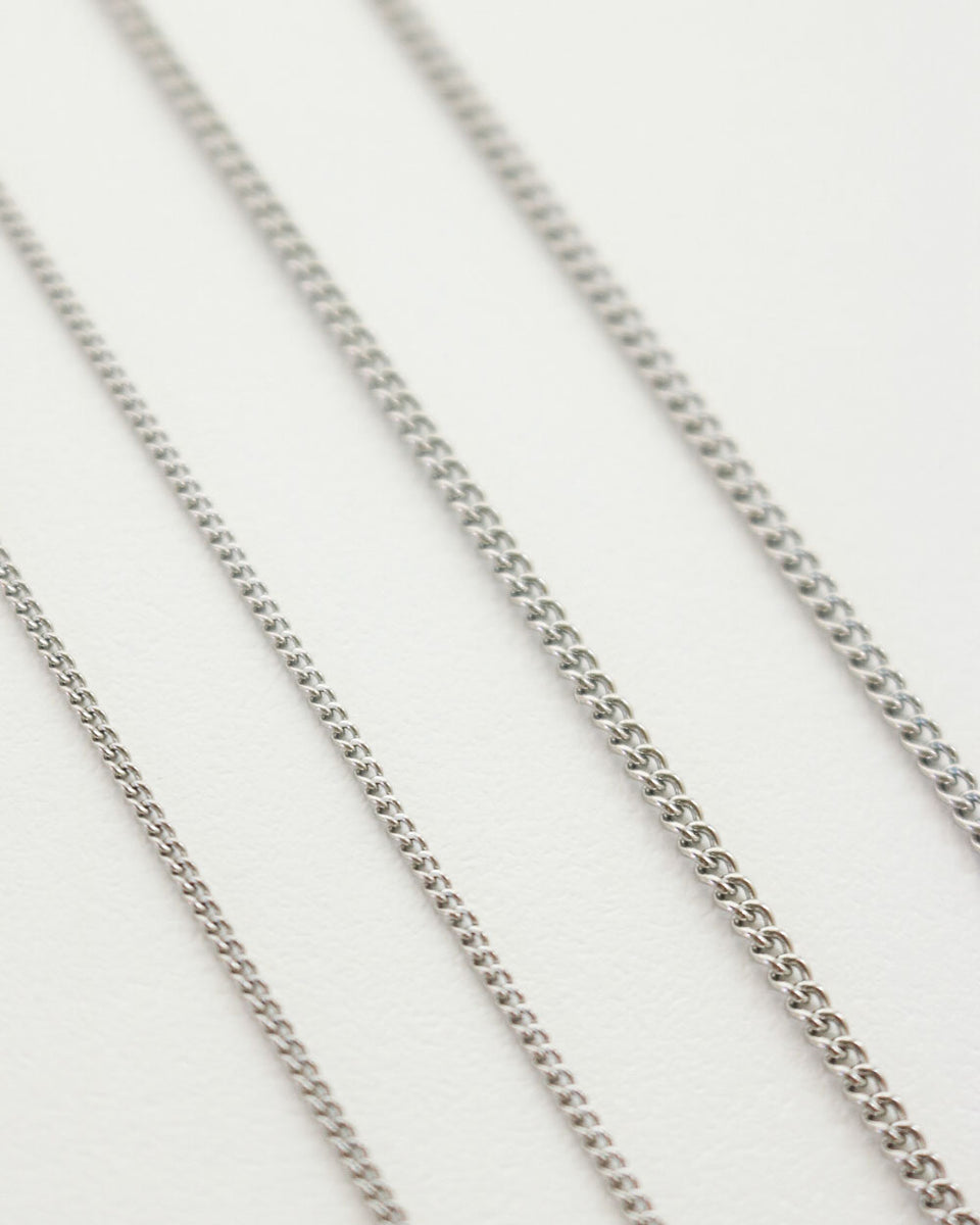 Simple silver chains top