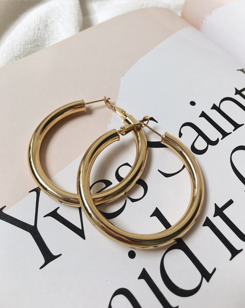 Kyo Hoops in 48mm - Large gold-plated hoop earrings by The Hexad