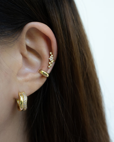 the latest addition to the hexad's bestselling illusion earrings collection is the crest double hoops which wears well when worn on its own or layered with other pieces