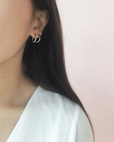 15mm baby sized hoops in silver - The Hexad Jewelry