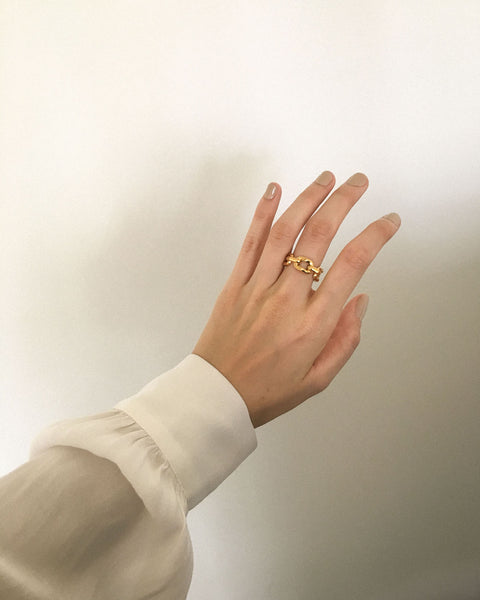 Luxe square chain ring by TheHexad