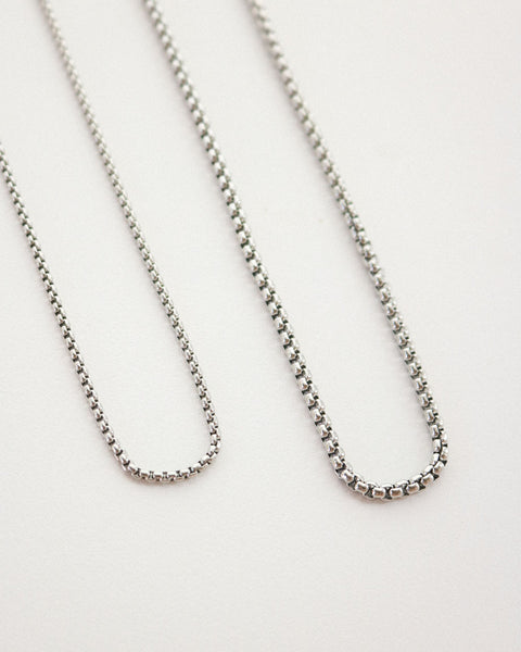 Versatile box chain with lobster clasp crafted in silver plated stainless steel - The Hexad Jewelry