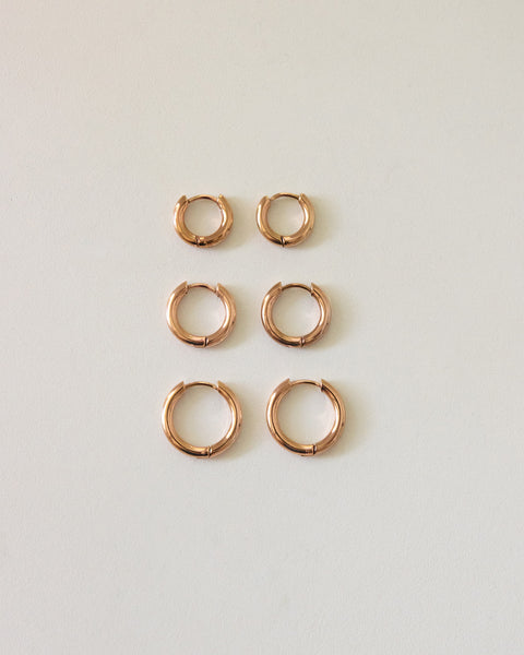 basic rose gold huggie earrings @thehexad