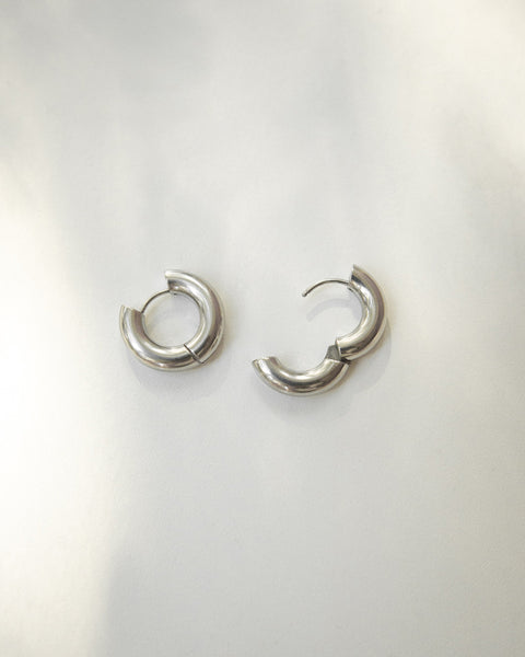 Kiyo chunky round hoop earrings by The Hexad