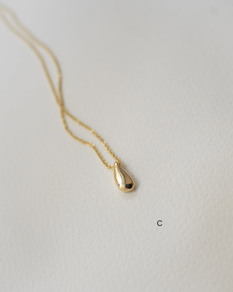 [Sample Sale] Gold Pendant Necklace
