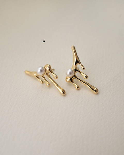 [Sample Sale] Multi Pearl Drop Earrings