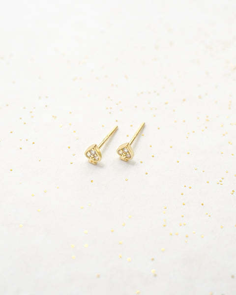 poker cards spade shape stud earrings in gold | the hexad