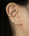 pretty stacked ear lobe featuring tiny pearls @thehexad